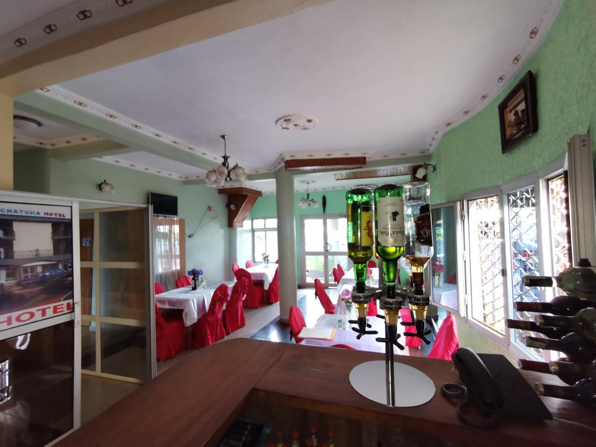 Tchatcha Hotel Yaoundé Buitenkant foto